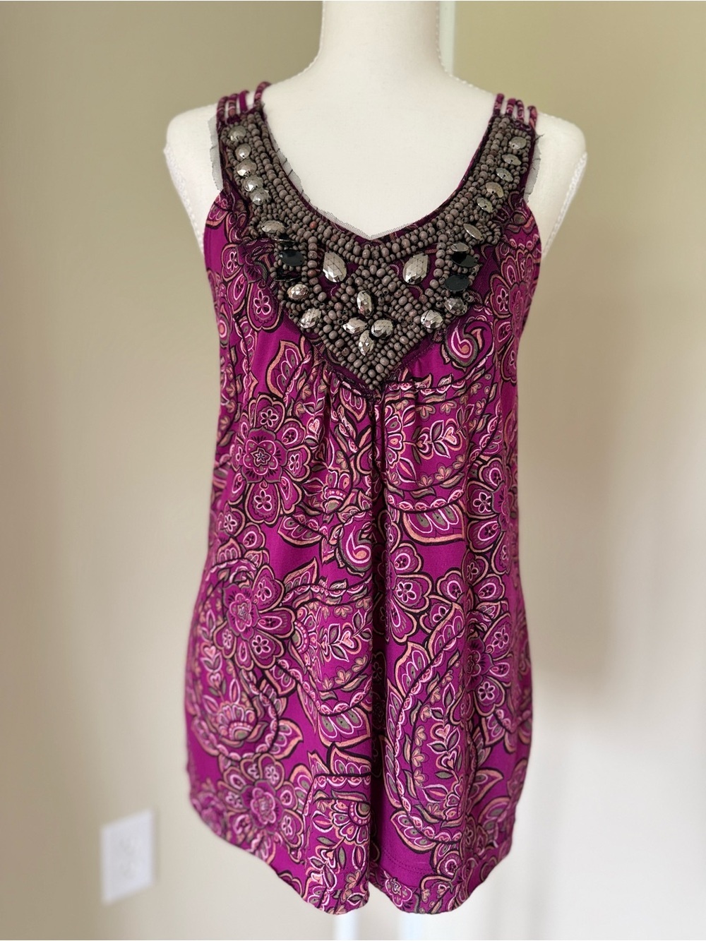 Vintage Y2K Tank Embellished Floral V-Neck Top Magenta Fresh Brewed Beaded M - Picture 2 of 6
